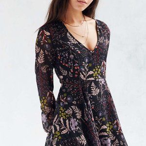 Kimchi Blue Poppy Black Floral Dress